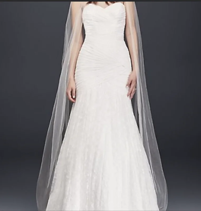 David's Bridal WG3842