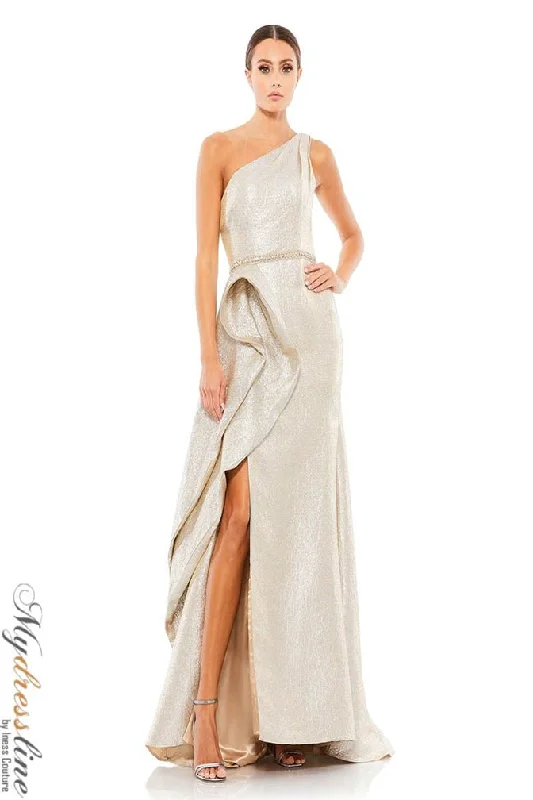 Act Fast – Limited Time Savings!Mac Duggal 66975