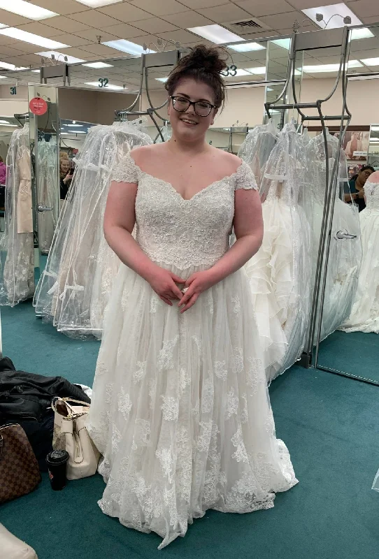 Amazing Prices You Can’t Resist!Oleg Cassini 14310214