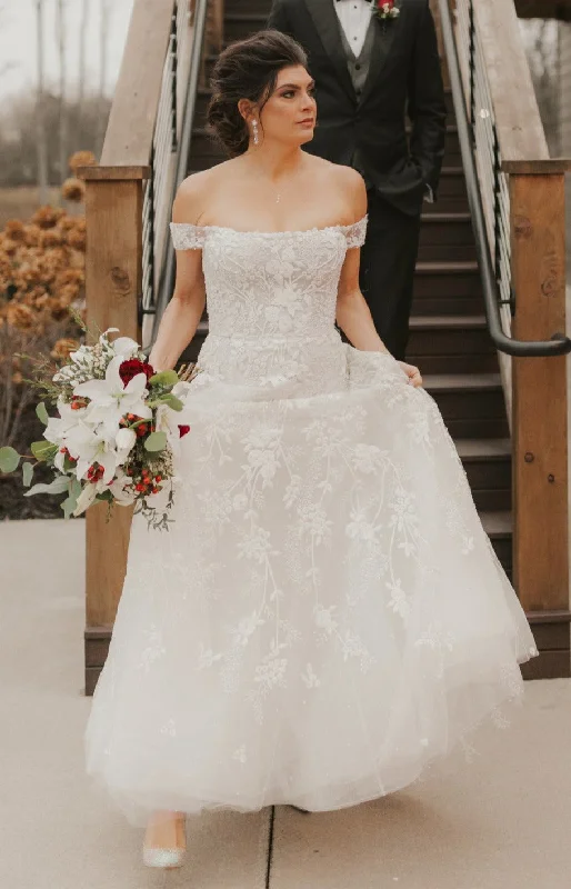 Score Big Savings Today!Reem Acra Graceful