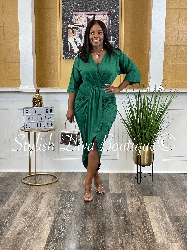 Exclusive Savings This Week!Chandler V Cut Ruched Midi Dress up to 3XL (Hunter Green)
