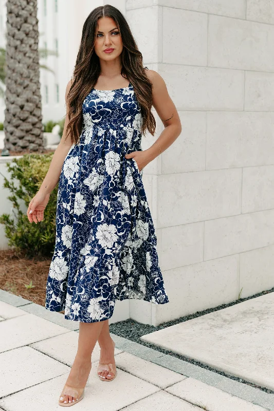 Get It Before It’s Gone!St. Augustine Floral Midi Dress (Navy)